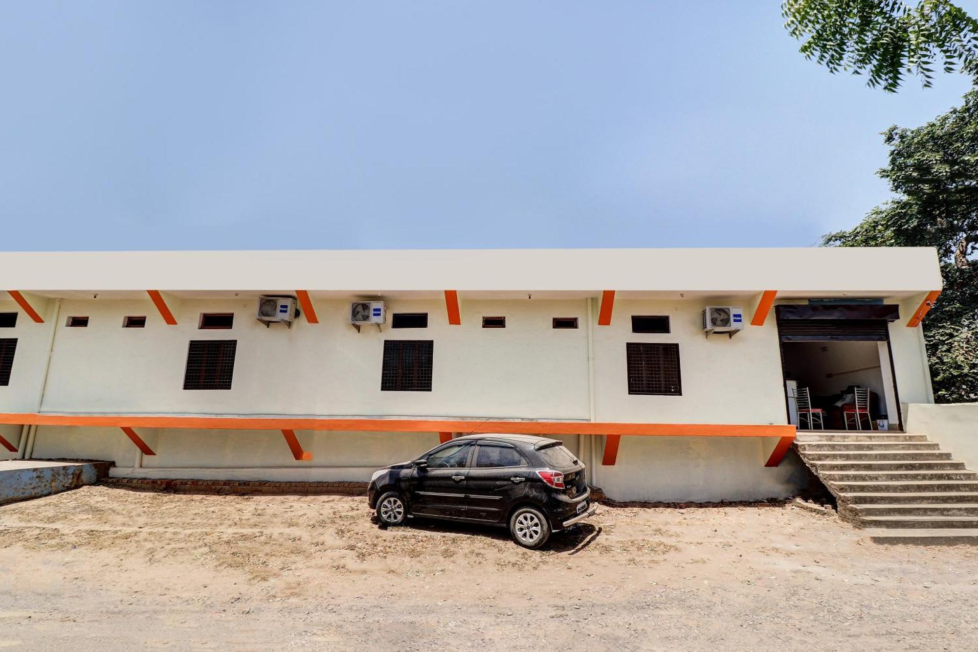 Hotel O Star City Hotel Ayodhya Eksteriør billede